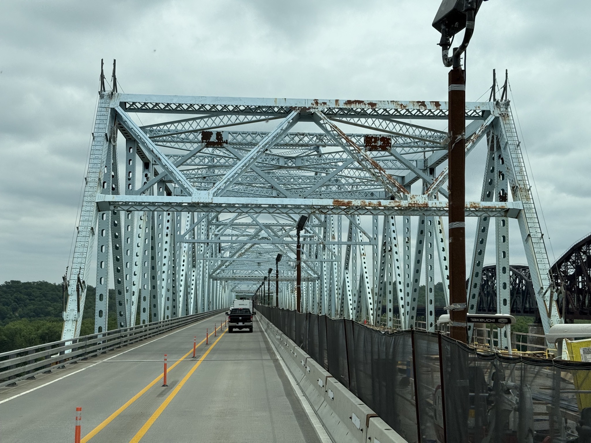 Narrow bridge