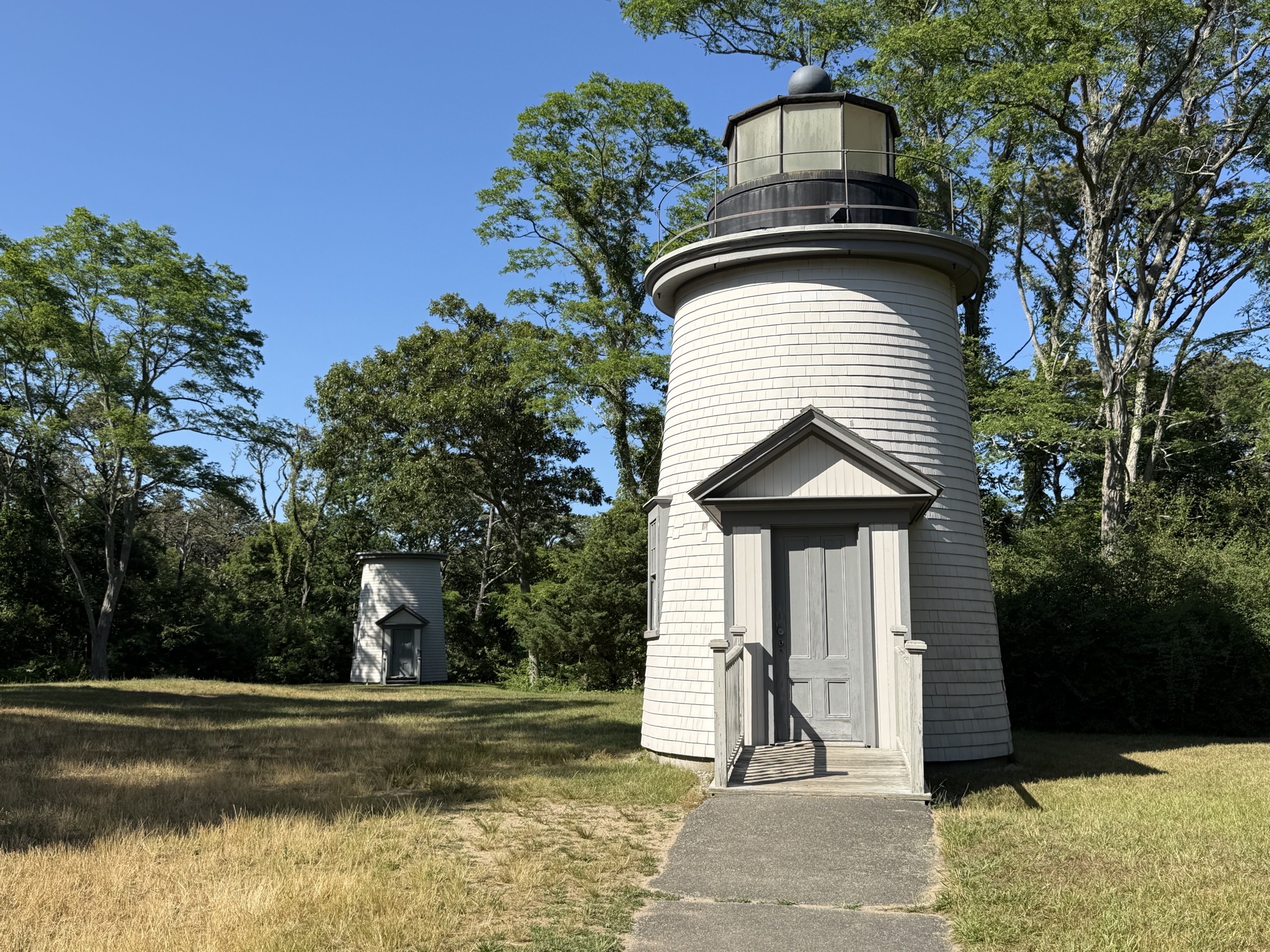 Three Sisters Lighthouses