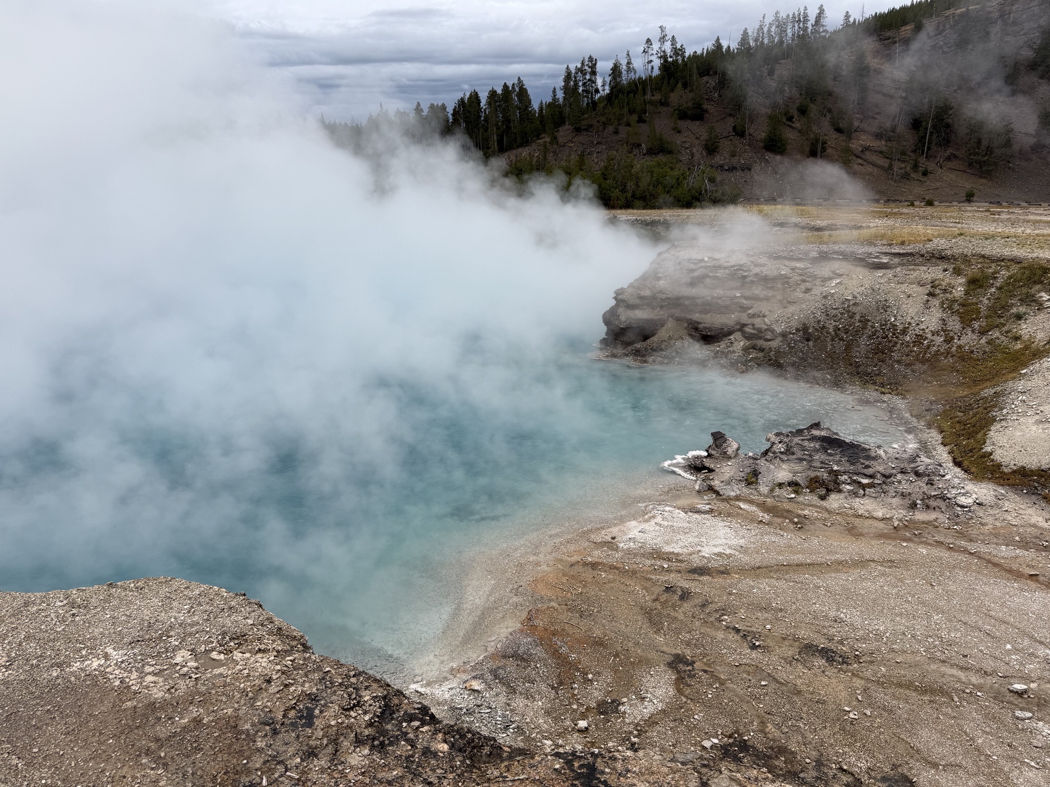Midway Geyser Basin
