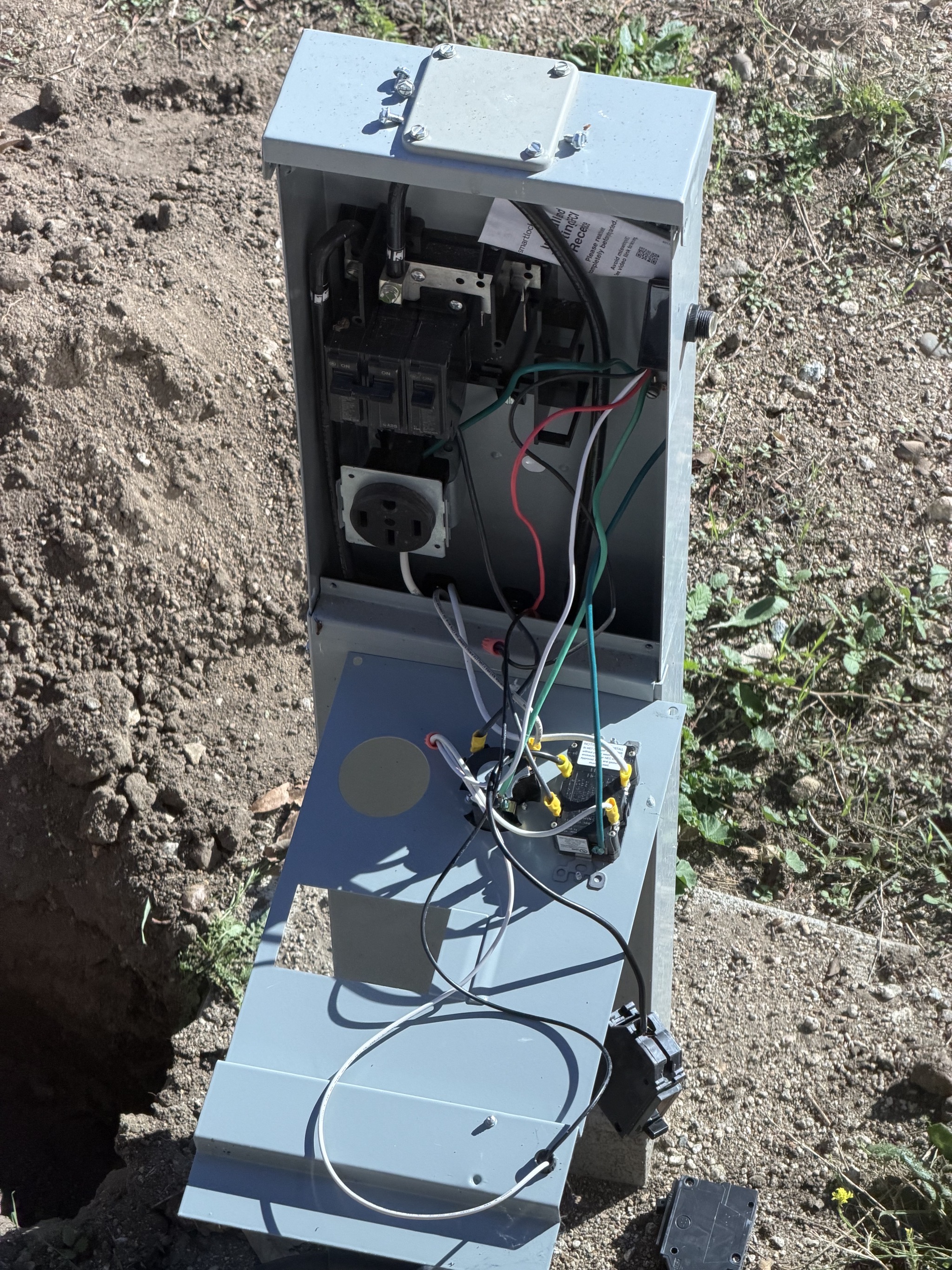 Electrical pedistal