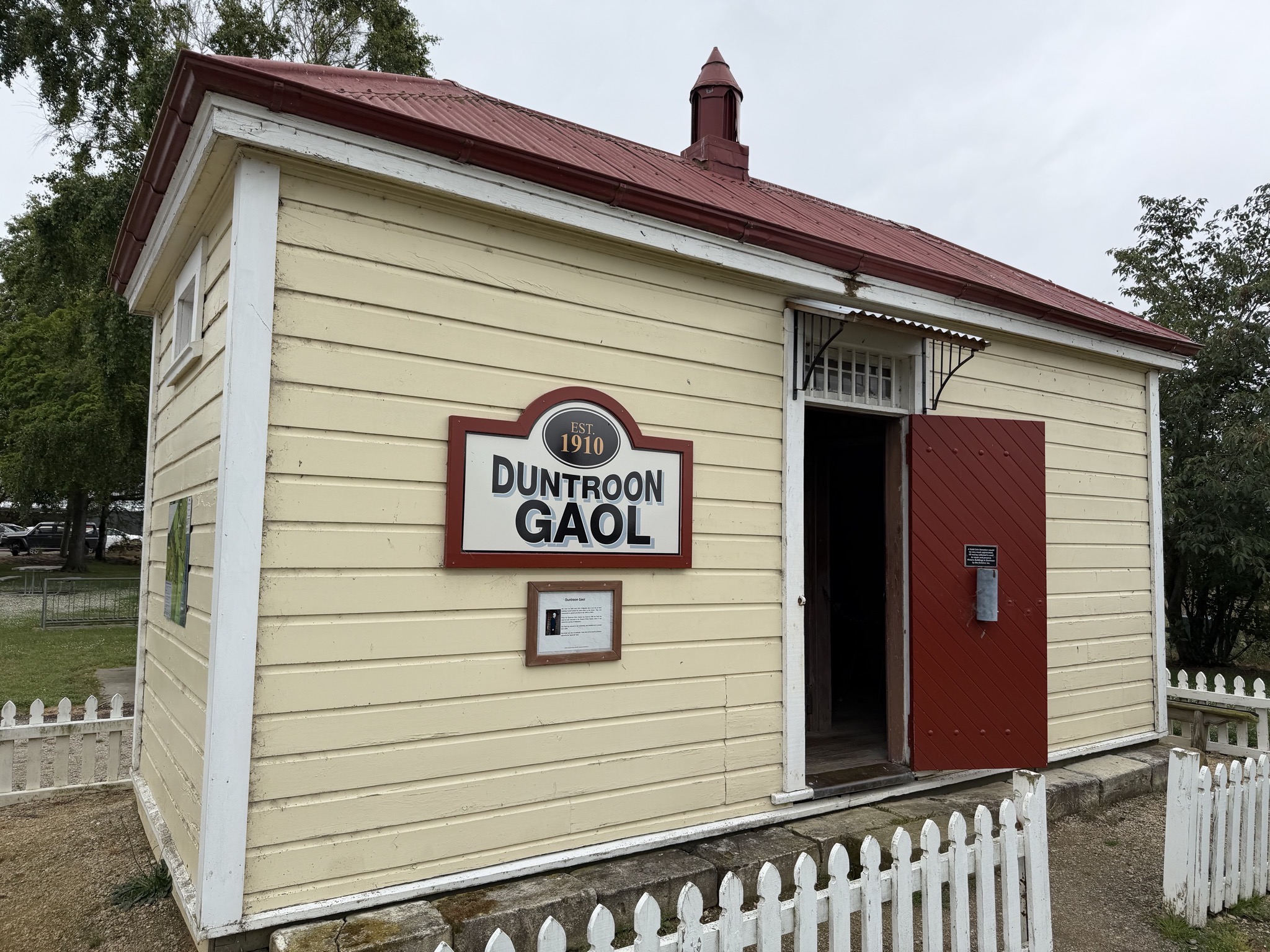Duntroon exhibits