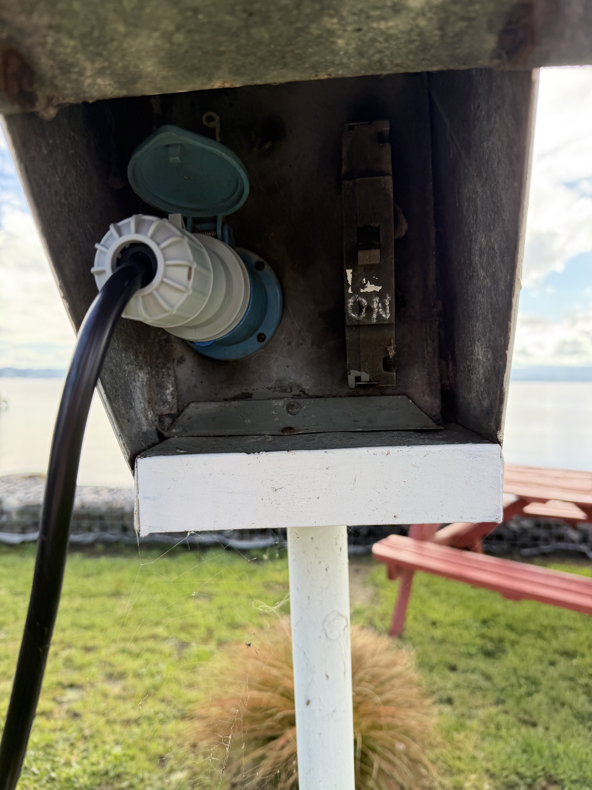 Electrical connection