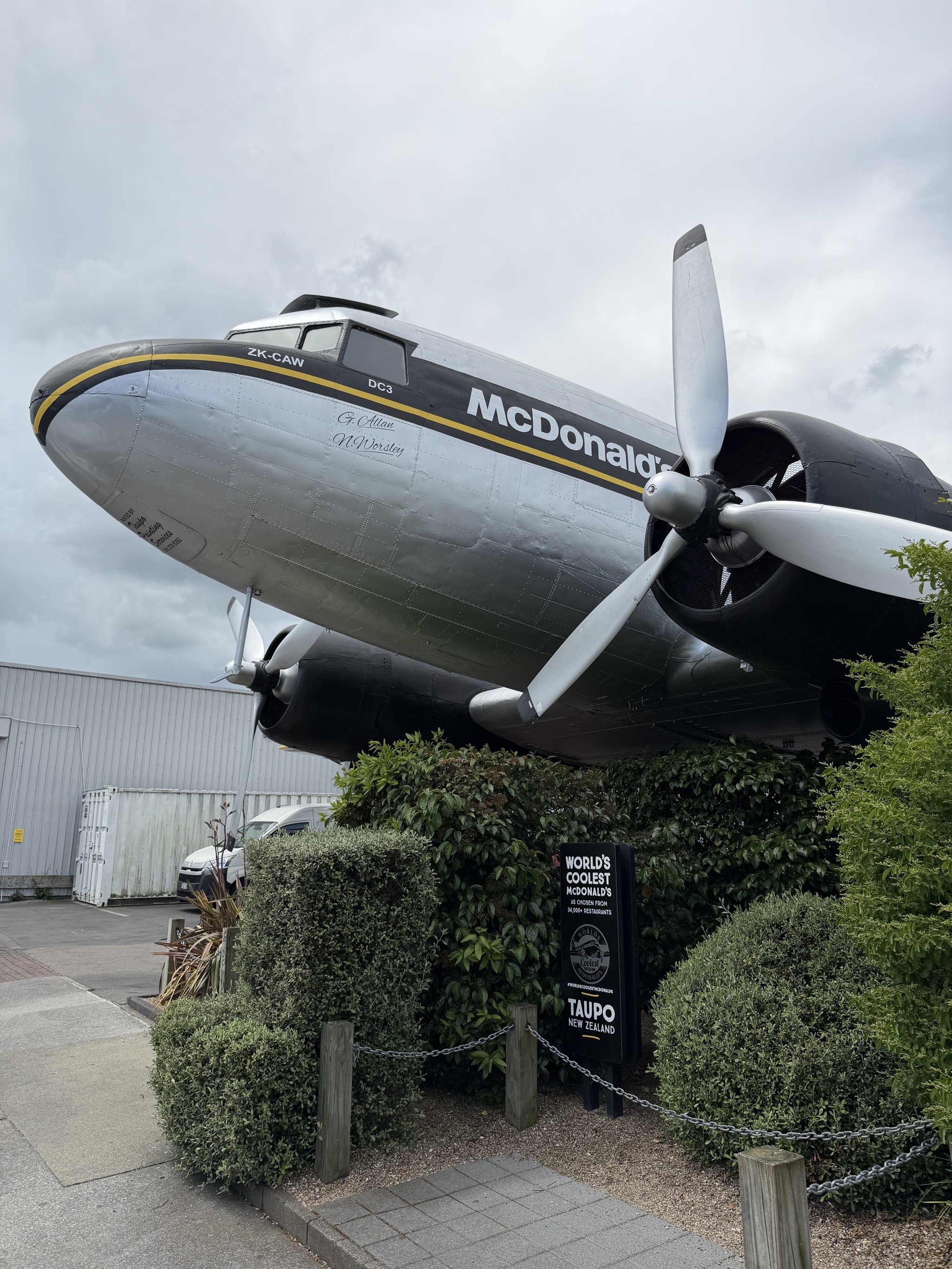 McDonalds plane