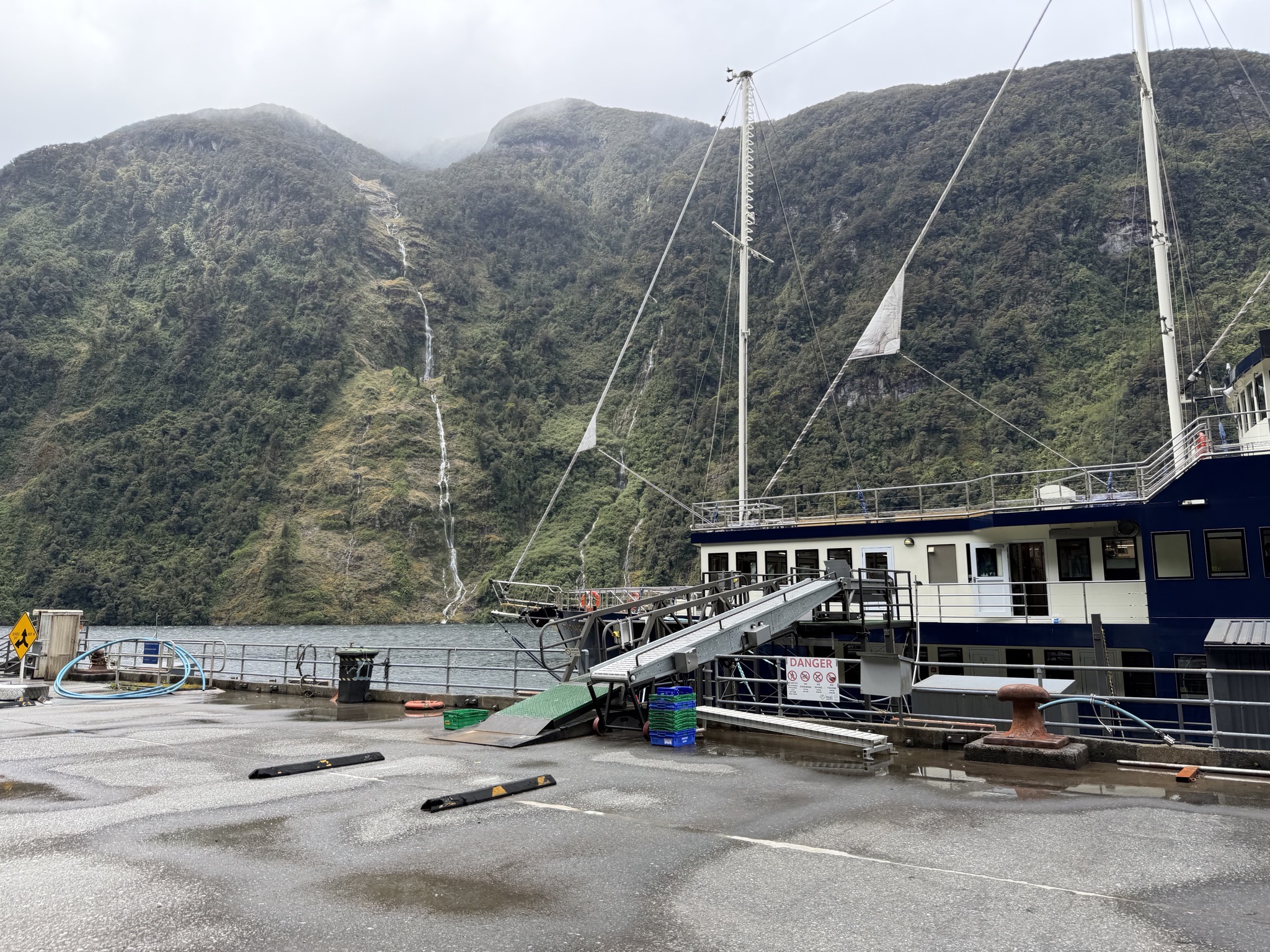 Boarding the Fiordland Navigator