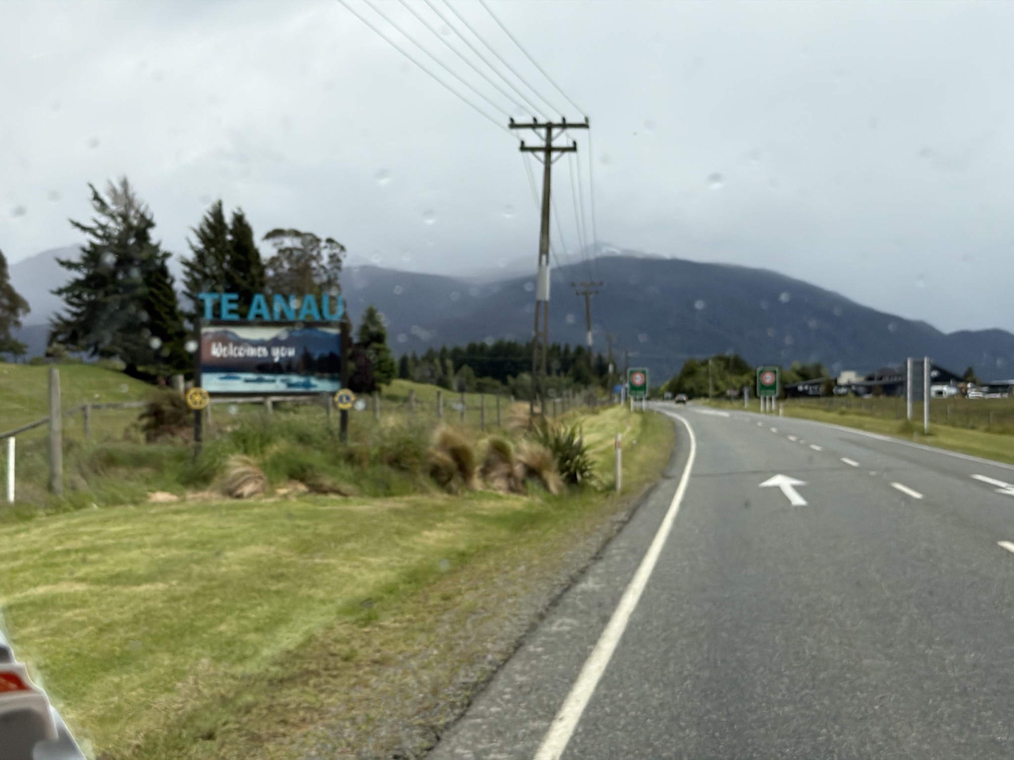 Te Anau Welcomes You