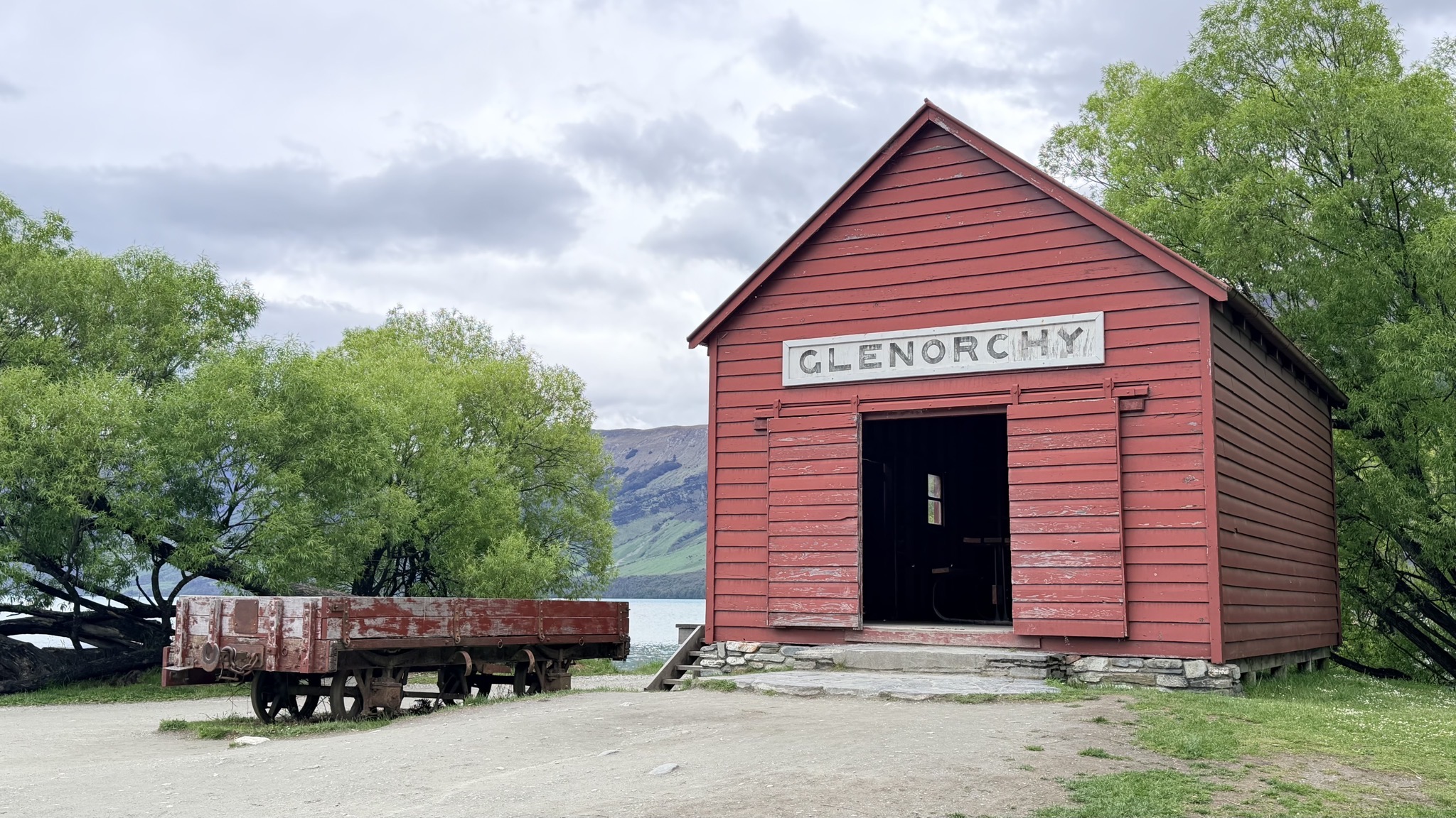 Iconic Glenorchy shed