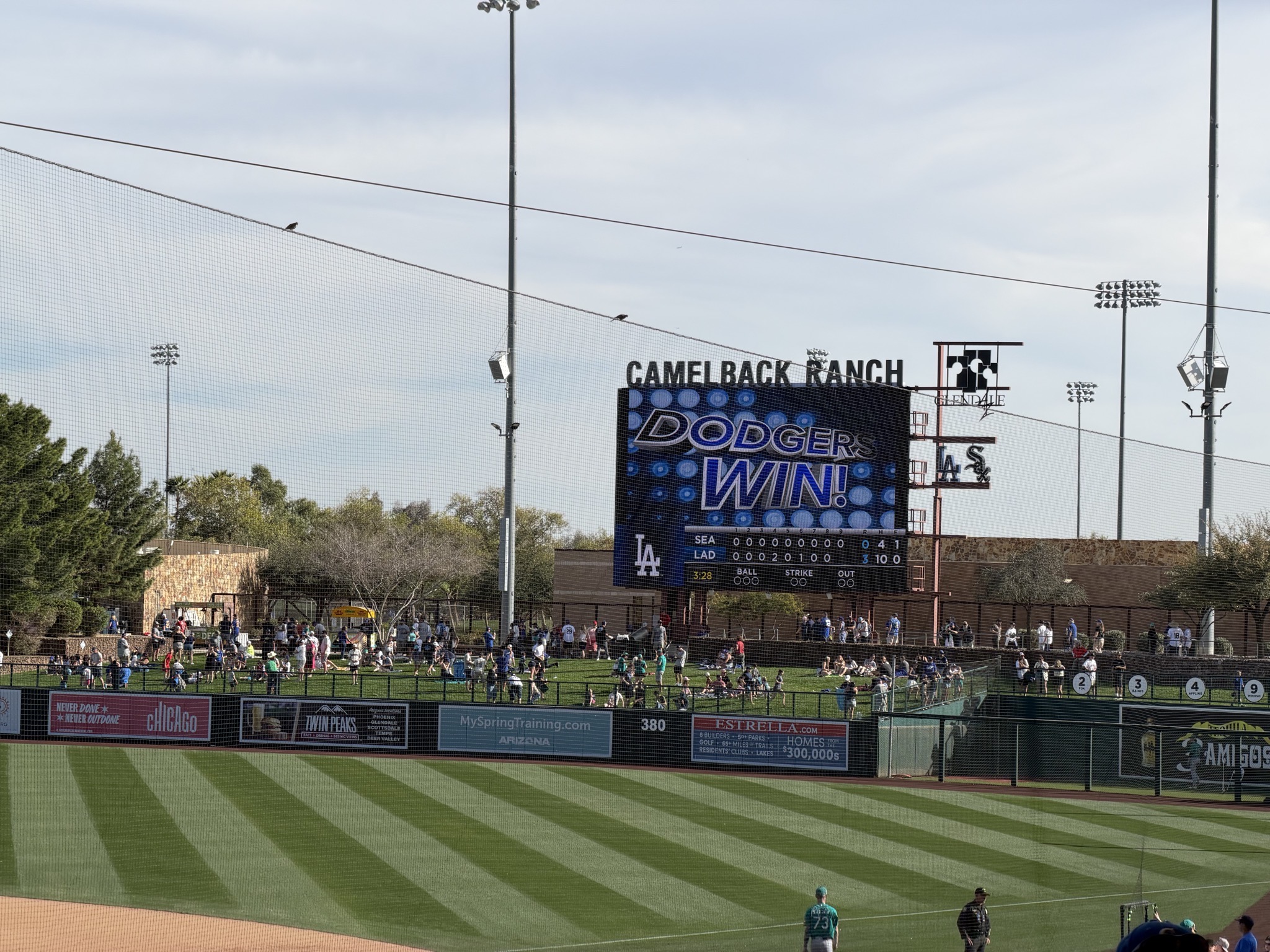 Dodgers win