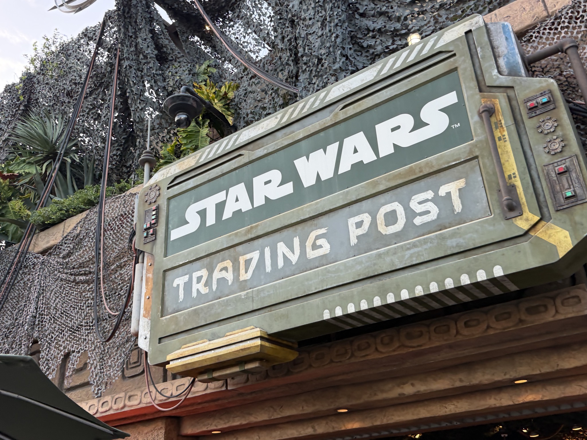 Star Wars Trading Post