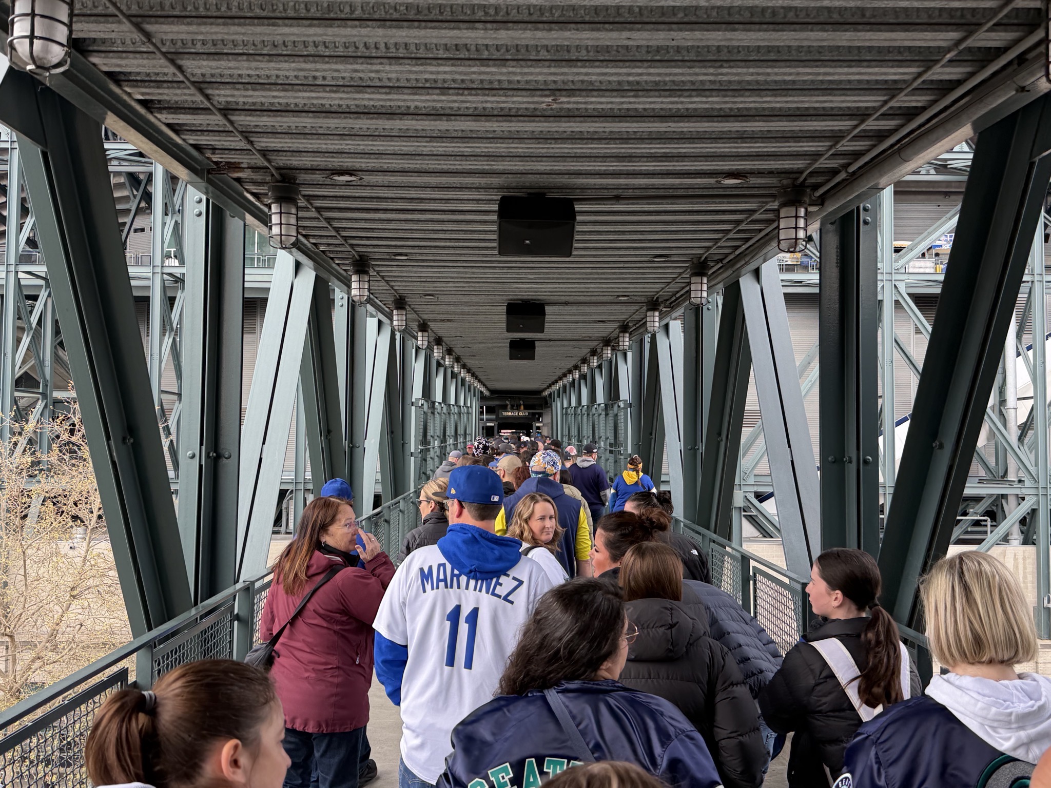 Skybridge to Club level