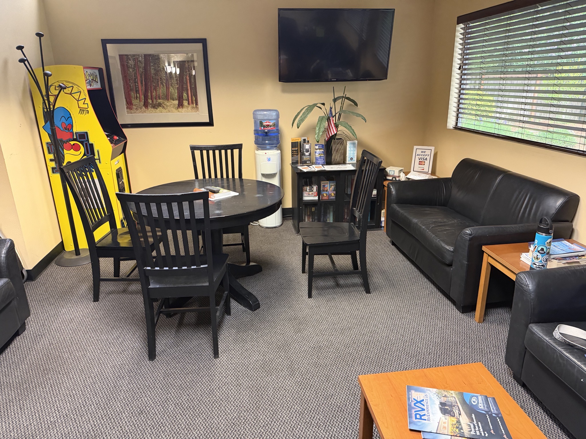 Customer lounge