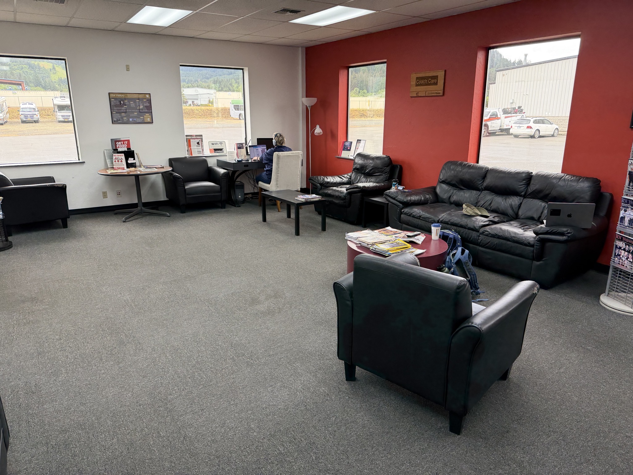 Customer lounge